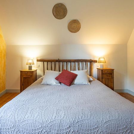 Chambres Et Jardin De Pierres Espédaillac エクステリア 写真